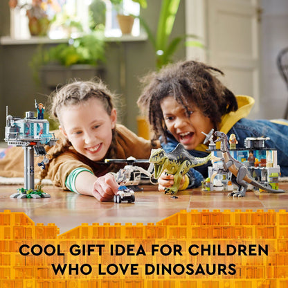 LEGO Jurassic World 76949 dinosaur attack set, Giganotosaurus & Therizinosaurus, vehicles + garage.